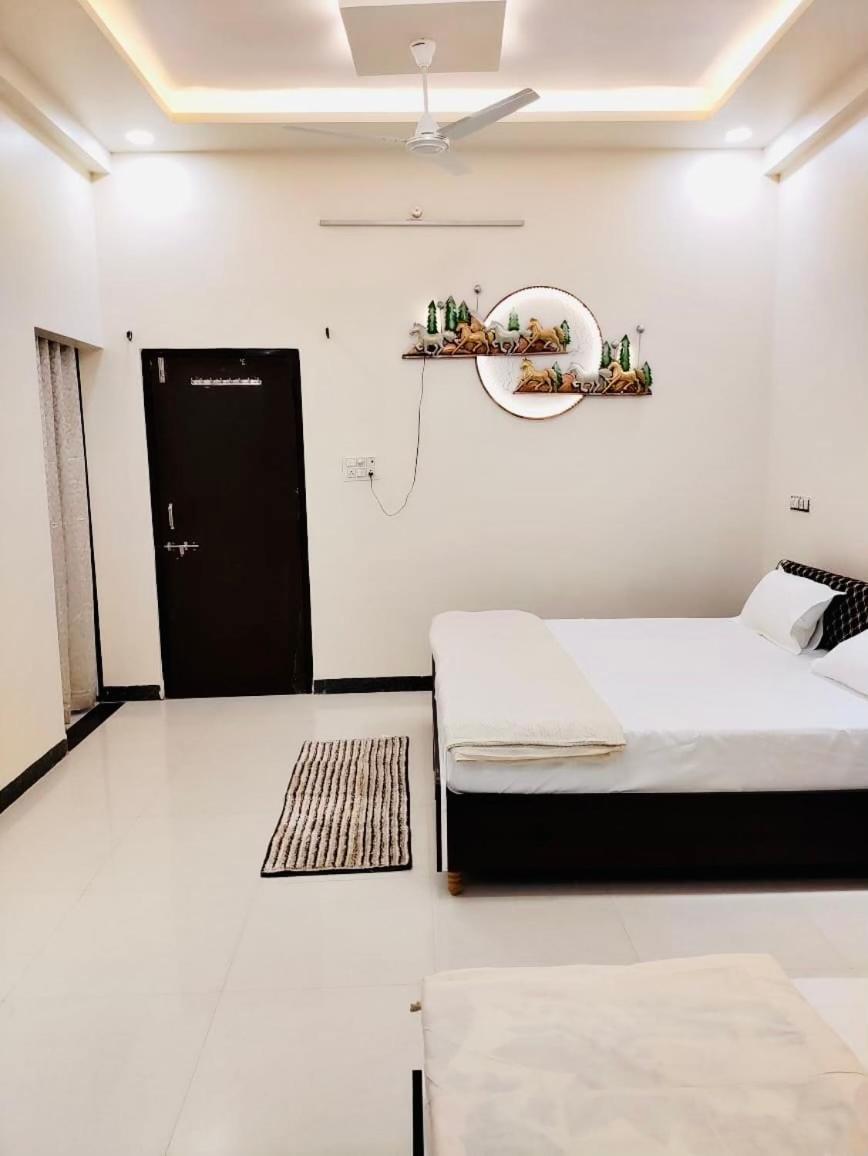 Ap Suite - By Ap Villa'S And Resort'S Ujjain Dış mekan fotoğraf